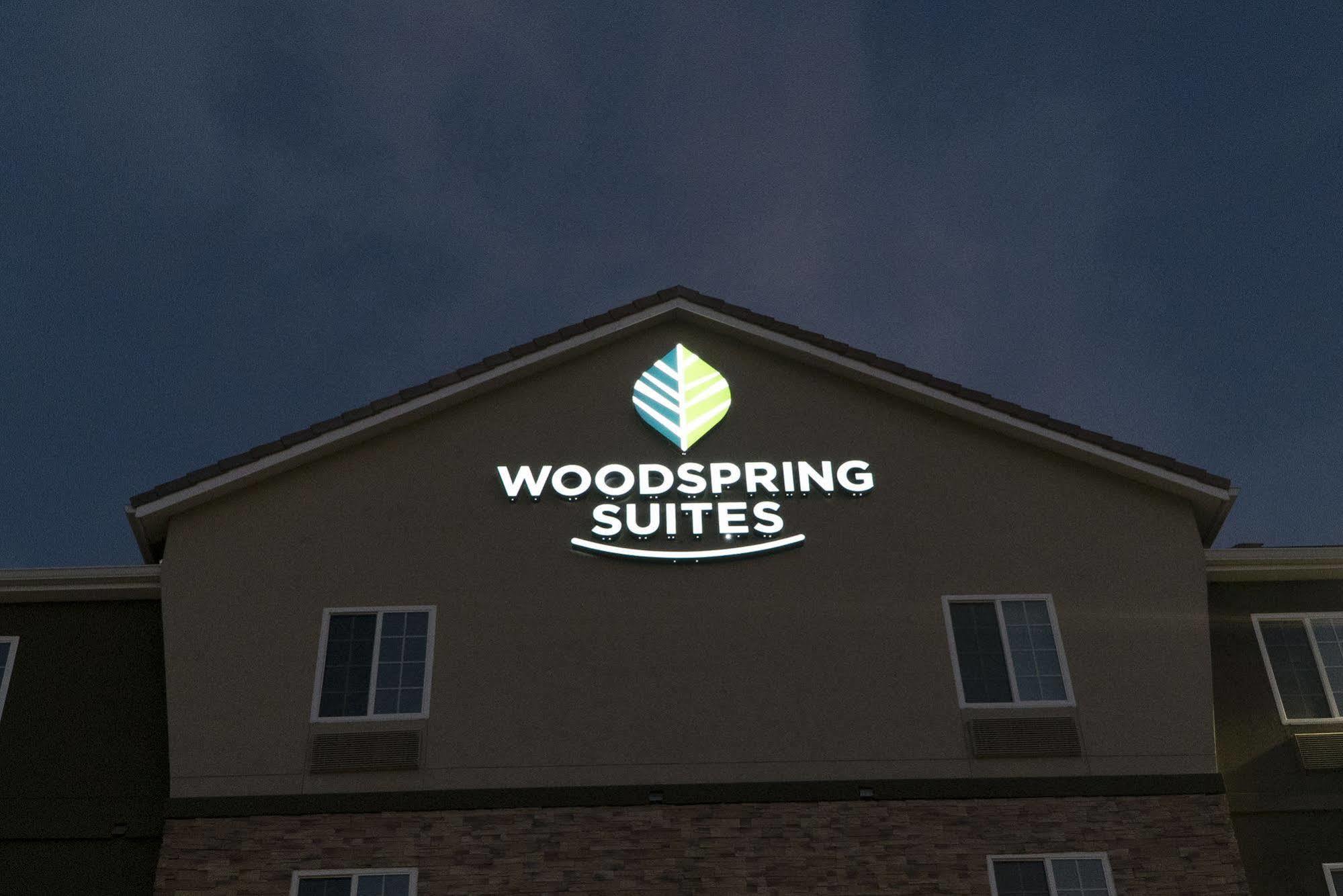 Woodspring Suites Bakersfield East Exterior foto