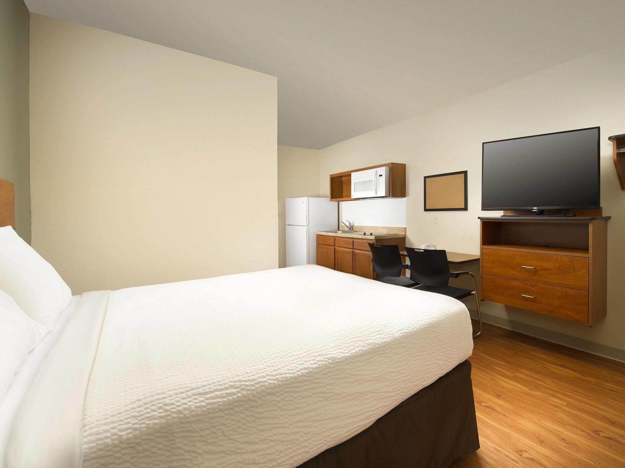 Woodspring Suites Bakersfield East Exterior foto